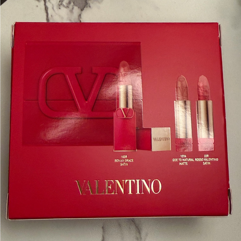 Valentino Rosso Couture Lipstick Set - Picture 3 of 8